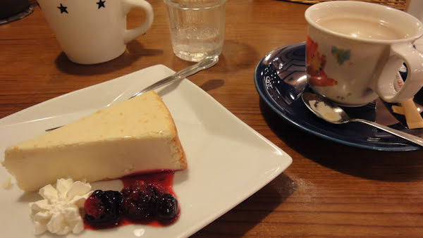 cheesecake and coffee